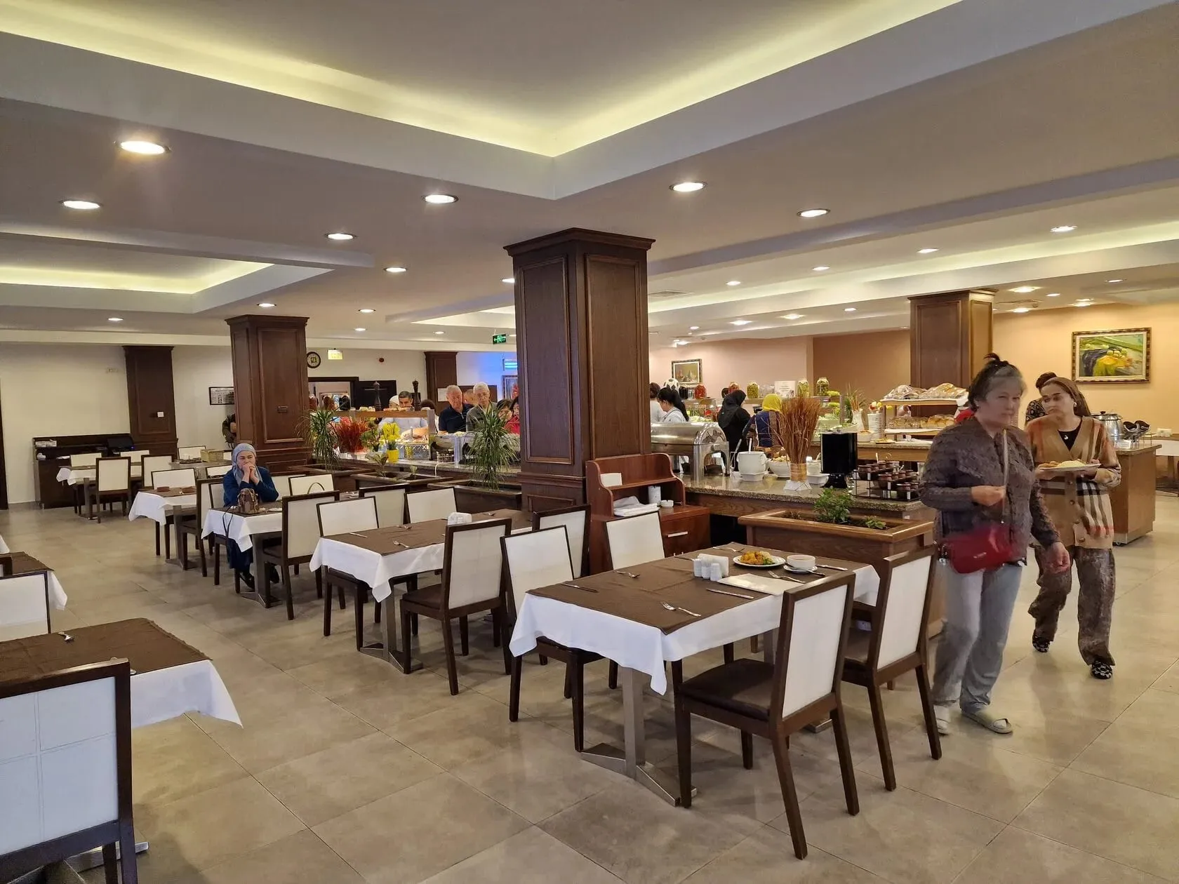 Ресторан Chinar Hotel & Spa